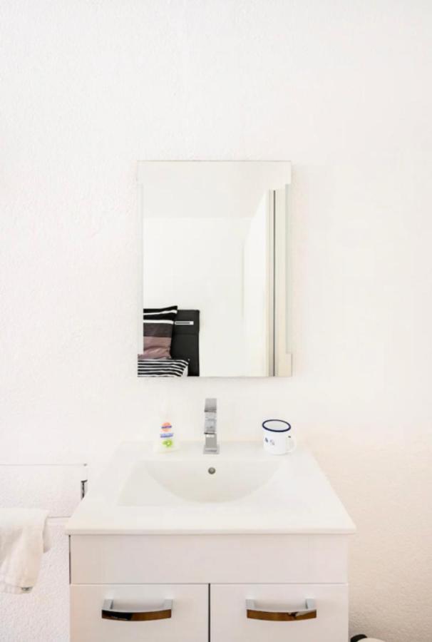 Guenstiges Gruenes Ferienzimmer Mit Separater Moderner Dusche * Lörrach