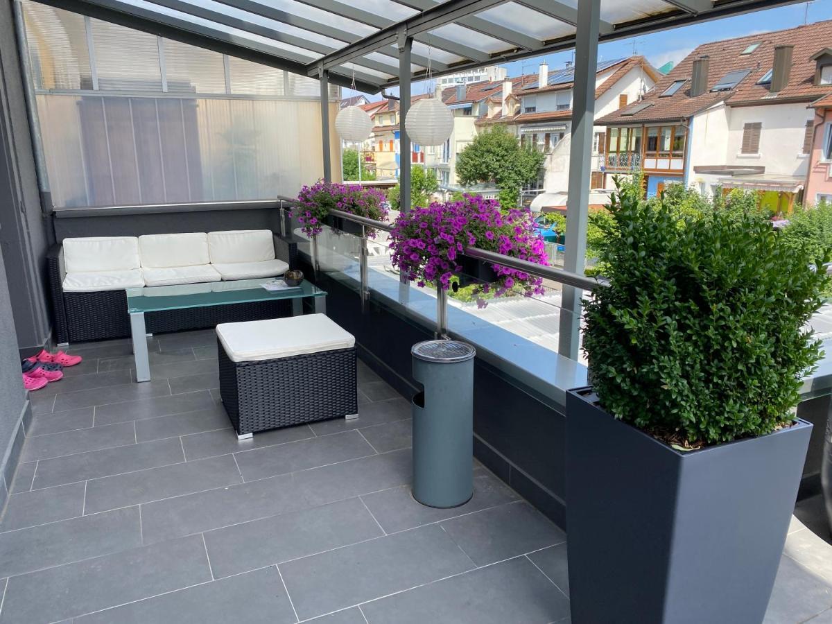 Apartment Guenstiges Gruenes Ferienzimmer Mit Separater Moderner Dusche